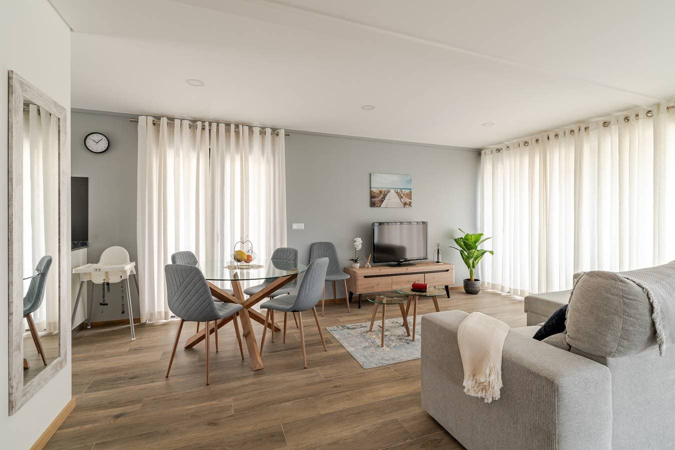 Foto 5 von 25: Ferienhaus 'Felicidade' mit Bergblick, Wi-Fi und Klimaanlage