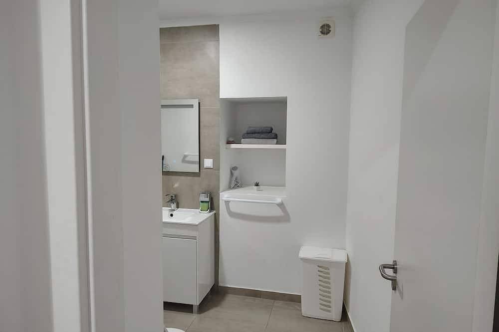 Foto 5 von 30: Cozy 1-bedroom apartment in tranquil Portalegre with AC