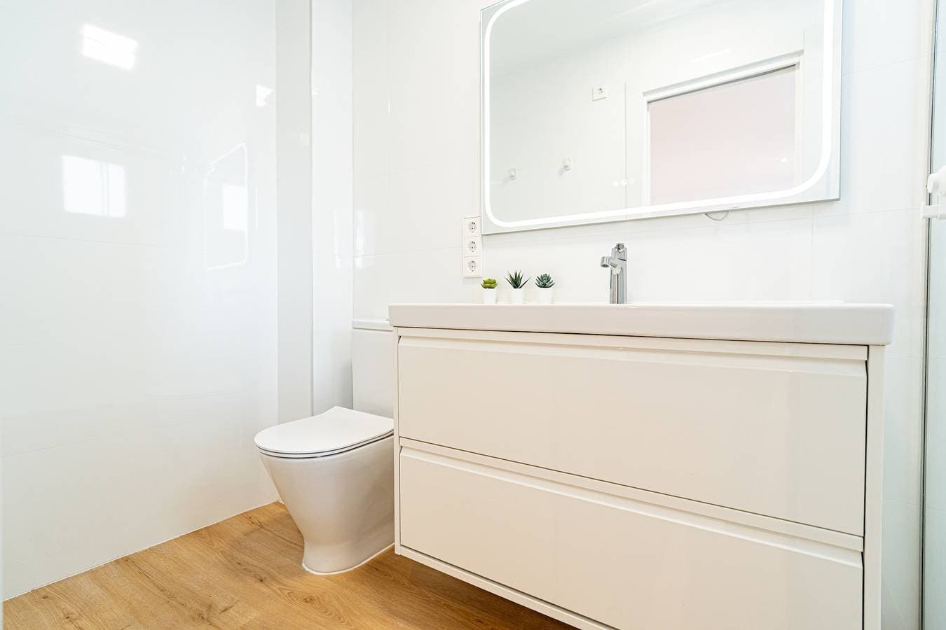 Foto 11 von 28: Lonja Old Town Apartment minimum stay 31 nights