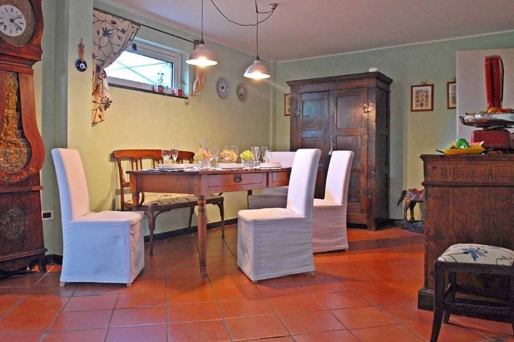 Foto 11 von 21: Villa Goa 13p mit exklusivem Pool, kostenfreiem WLAN, Grill in der Nähe von Stränden und CinqueTerre