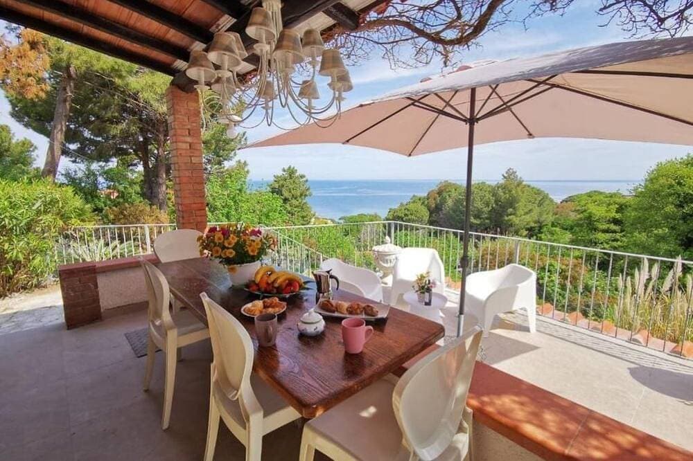Bougainvillea Overview House 1