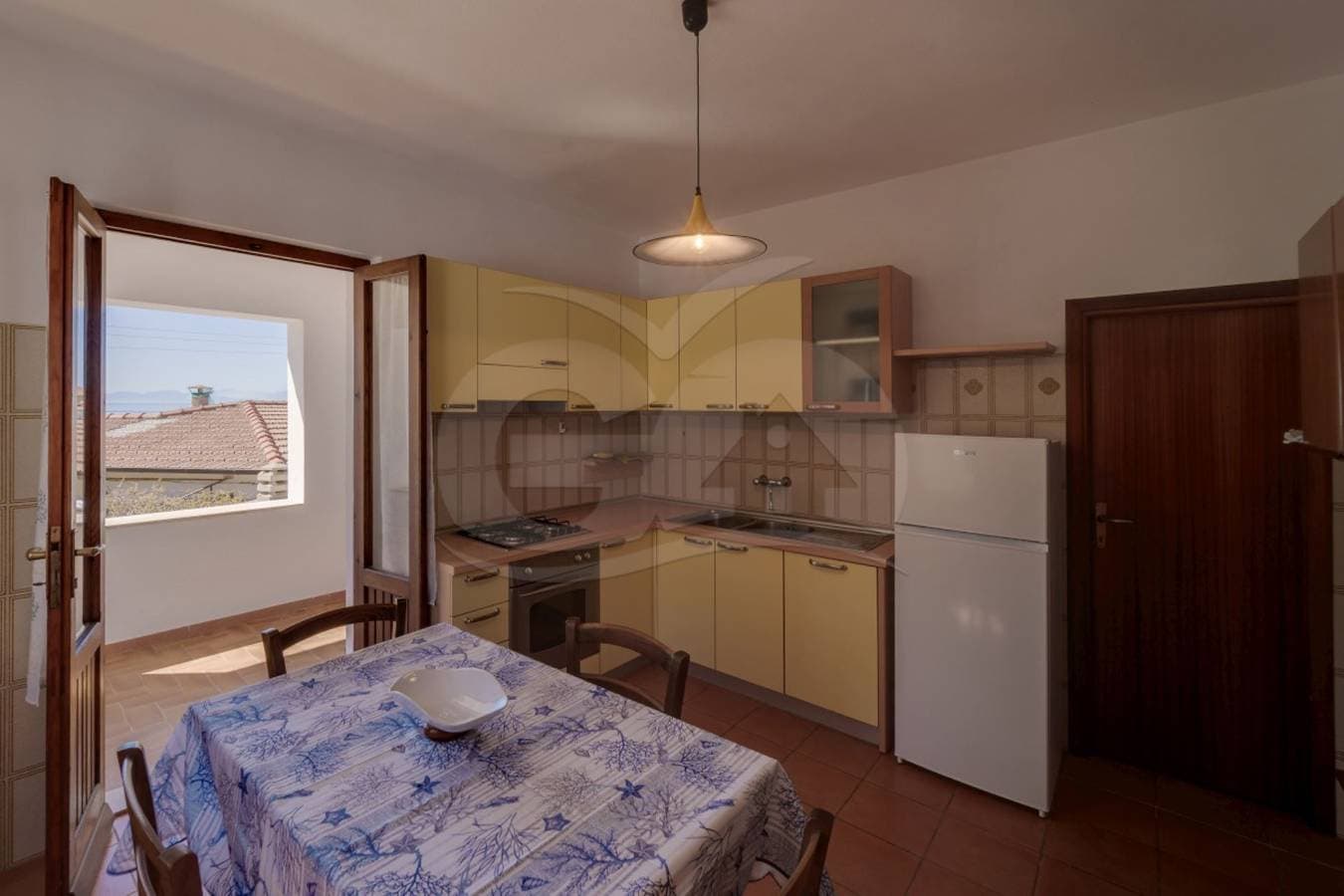 Foto 11 von 27: Ferienwohnung für 6 Personen mit Terrasse