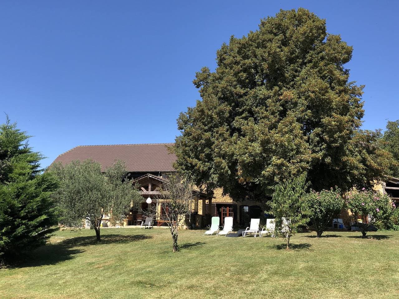 Foto 2 von 32: Geräumige Villa in Proissans mit privatem Pool