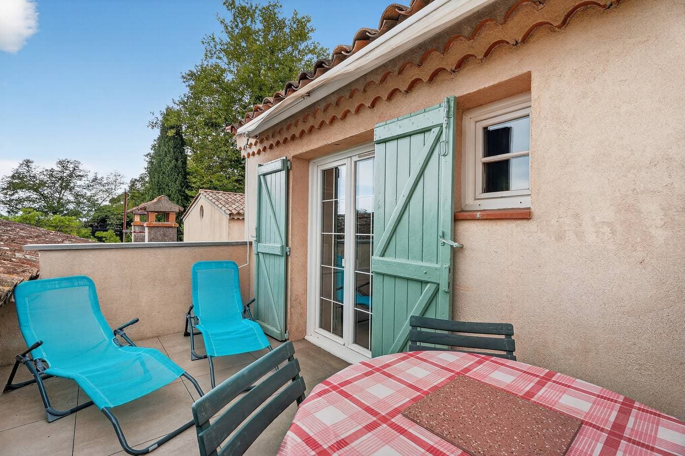 Foto 2 von 20: Studio-Apartment 'Var Hyères Proche Plage' mit privater Terrasse, WLAN und Klimaanlage