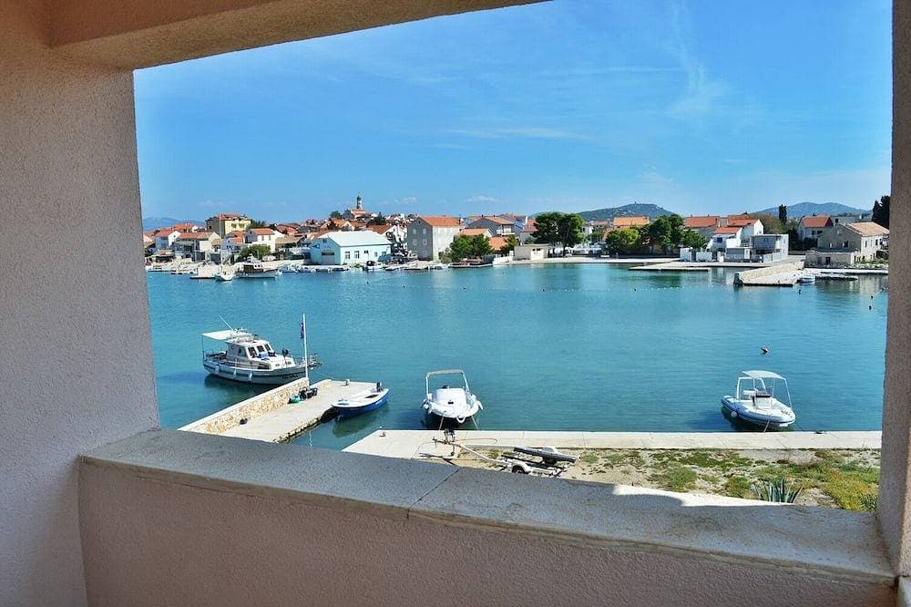 Ferienwohnung Marija 2 direkt am Strand mit Balkon mit Meerblick 1