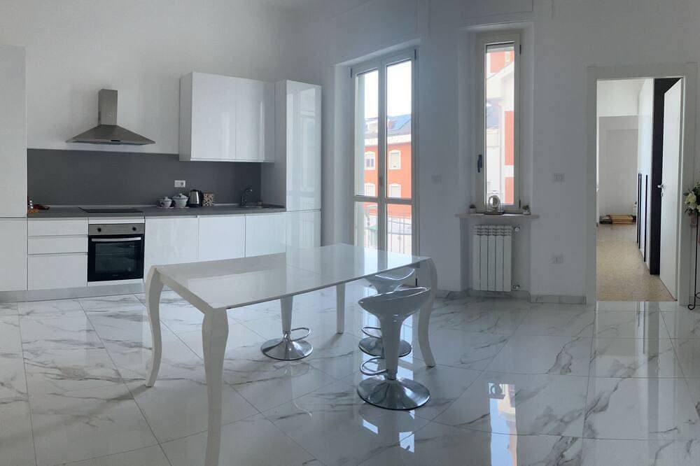 Apartment-Superior-Eigenes Badezimmer-Blick zur Meerseite-B&B mare mio 1