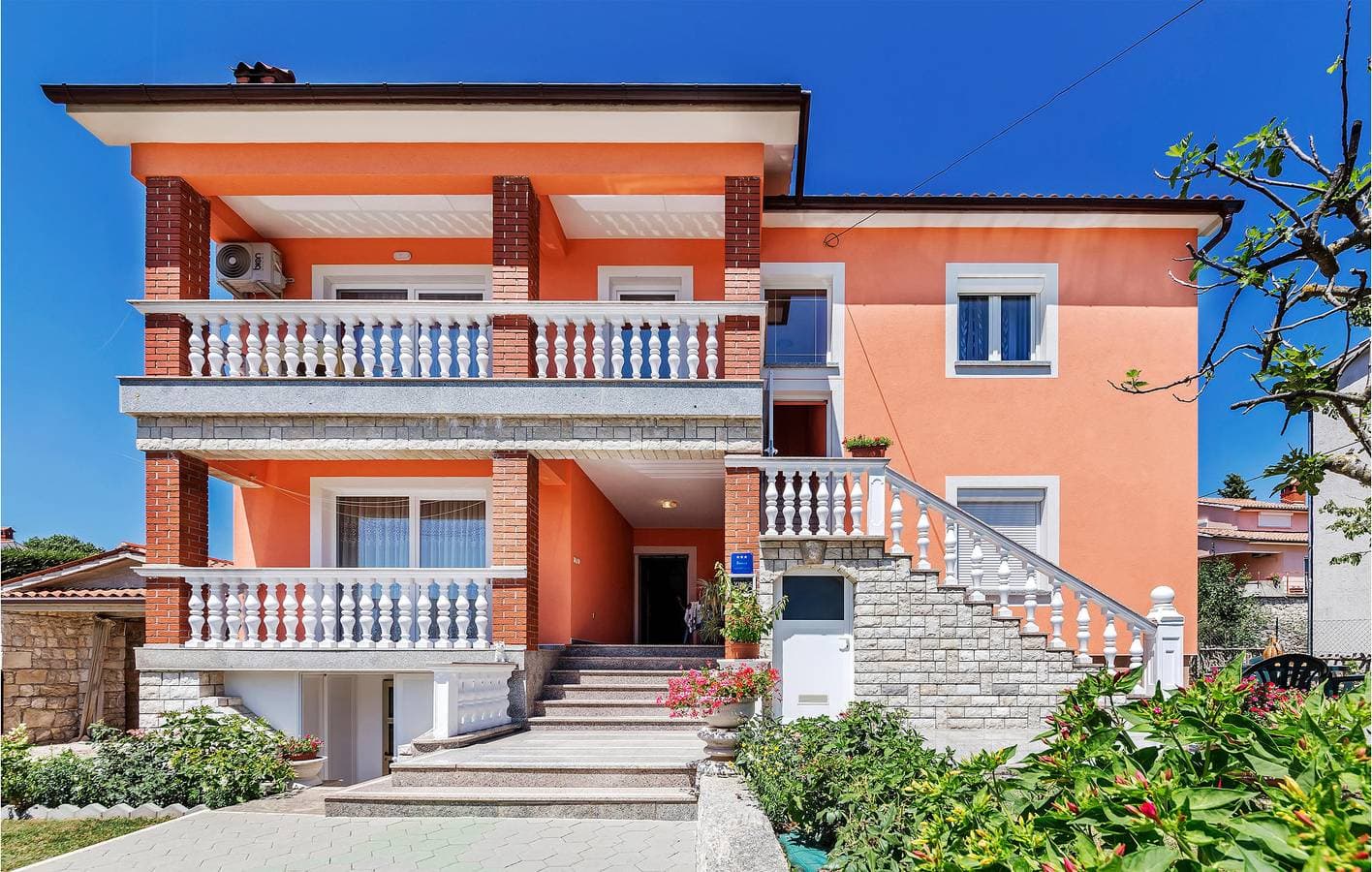Foto 3 von 28: Gemütliche Ferienwohnung mit Terrasse, WLAN und Parkplatz in der Nähe der Sehenswürdigkeiten von Labin