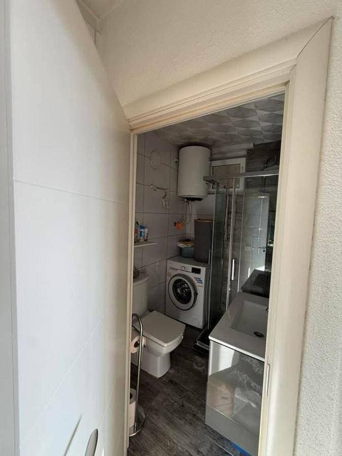 Foto 5 von 15: One-Bedroom Apartment