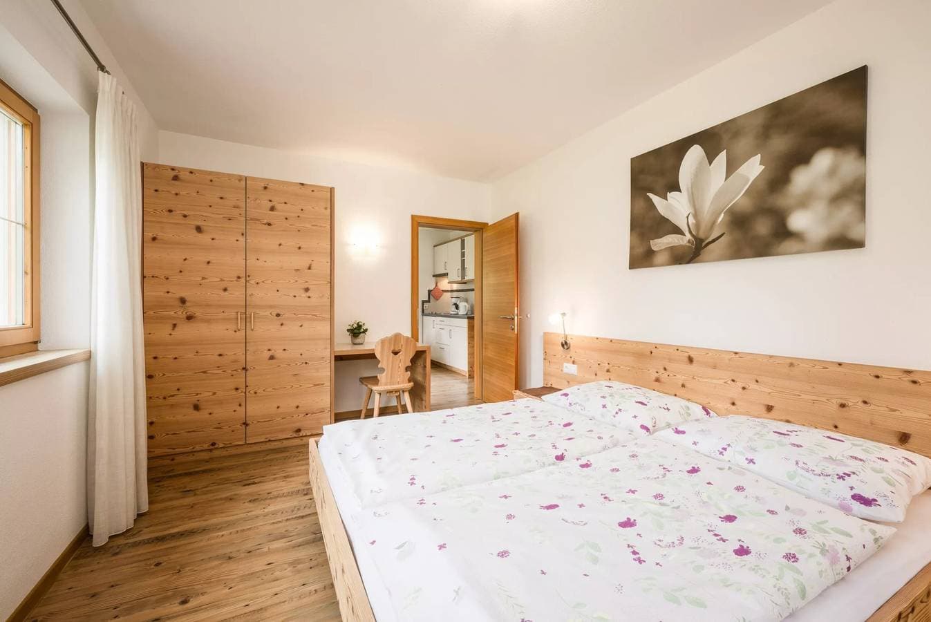 Foto 5 von 12: Angererhof - Ferienwohnung 'Leni' mit Bergblick, privatem Garten und WLAN