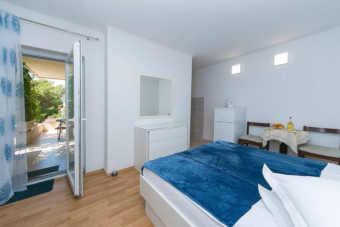 Foto 9 von 13: Studio Appartement mit Terrasse Brela, Makarska As-20778-a