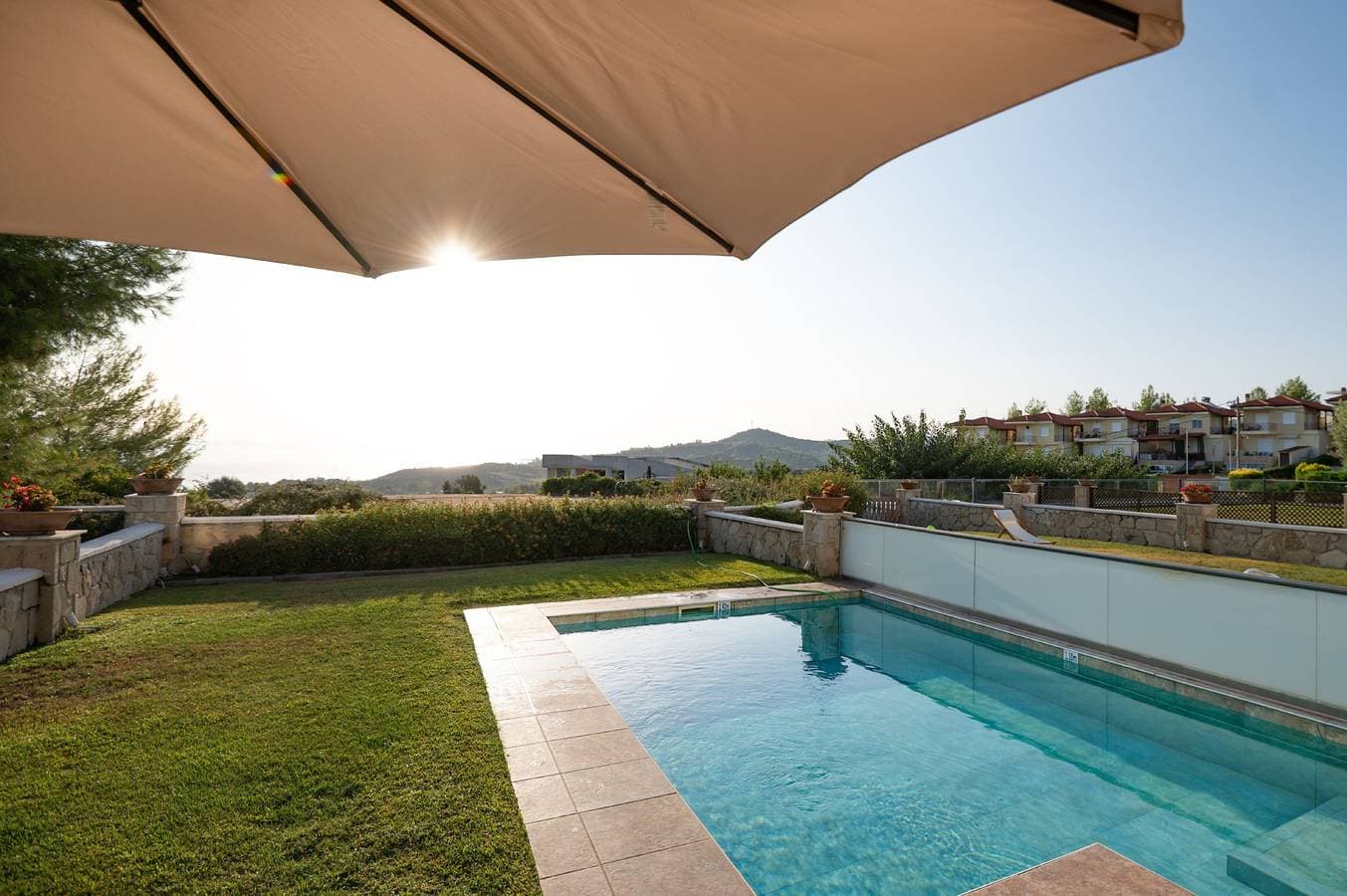 Foto 7 von 19: Sunny Villa Tessera