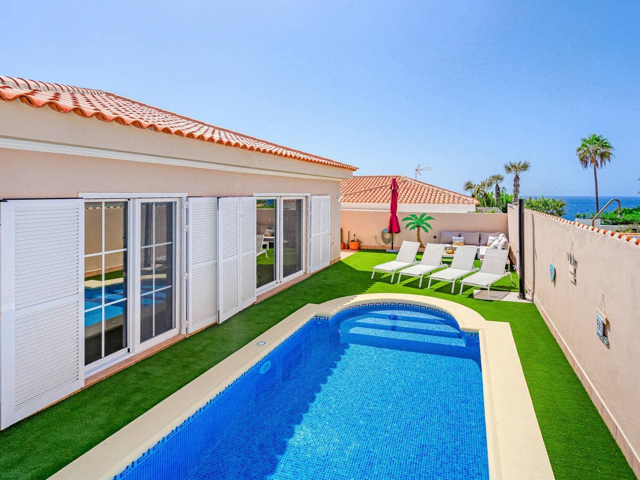 Grosse, kinderfreundliche Villa Sueño Azul 1