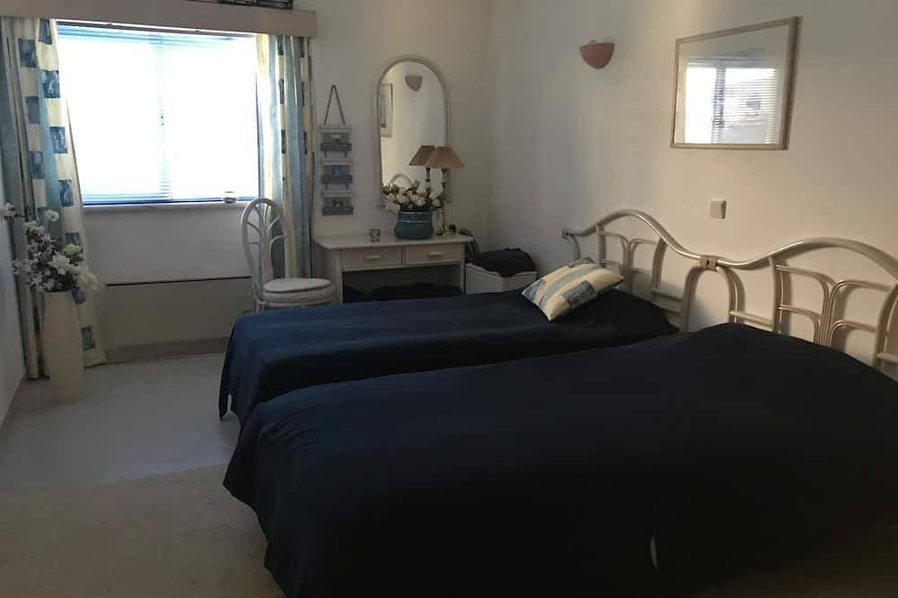 Foto 2 von 22: Ferragudo, Traum Lage, Apartement mit Meerblick und viel Platz, 100 qm² Terrasse