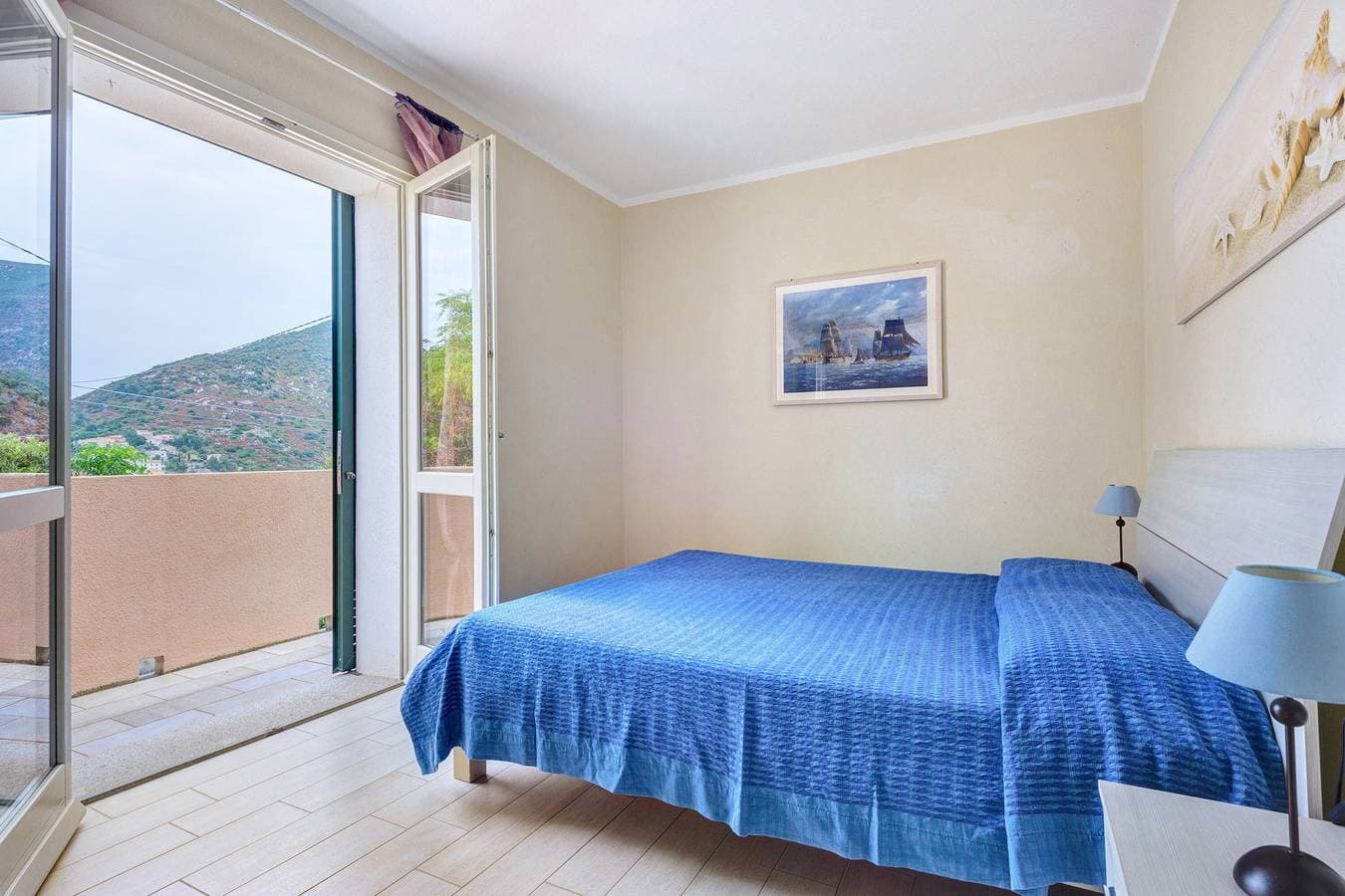 Foto 11 von 22: La Piazzetta in Colle d'Orano – Geräumige, helle Maisonette mit Parkplatz