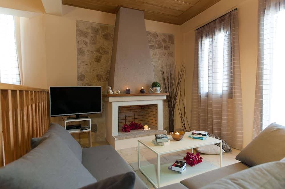 Foto 12 von 30: Zweistöckige Villa mit Pool in einer entspannten Umgebung