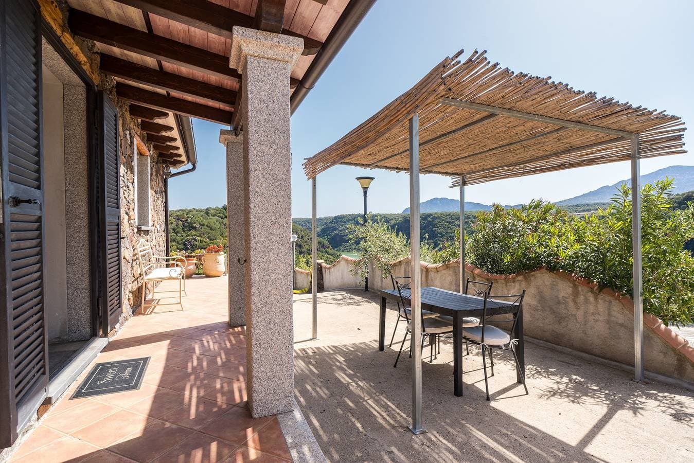 Casa Luna vista lago 1