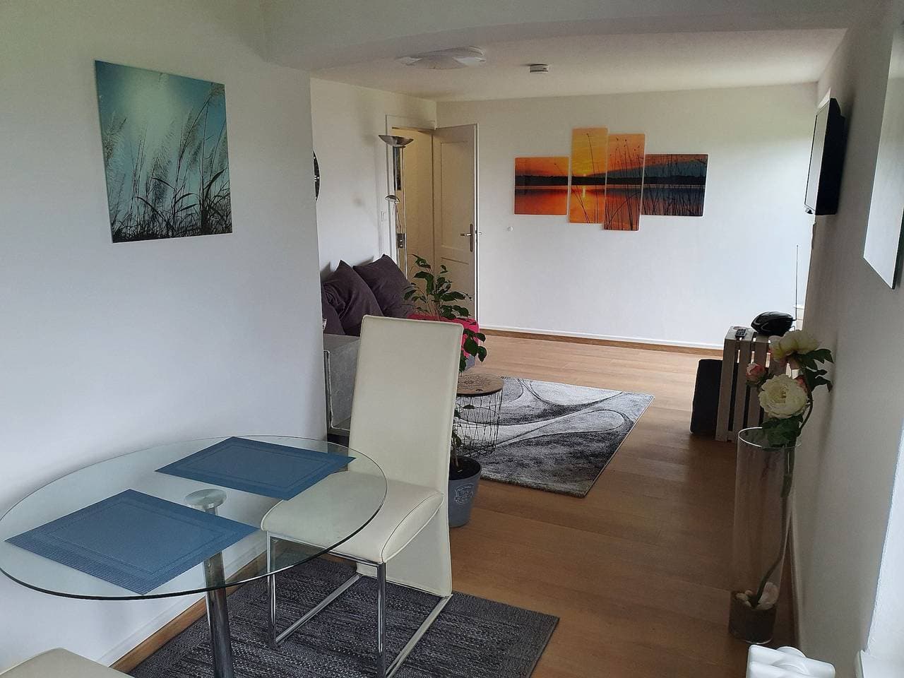 Foto 8 von 13: Ferienwohnung Seegarten - Souterrain Ferienwohnung, 50qm, 1 Schlafnische, 1 Schlafcouch. 1-2 Personen