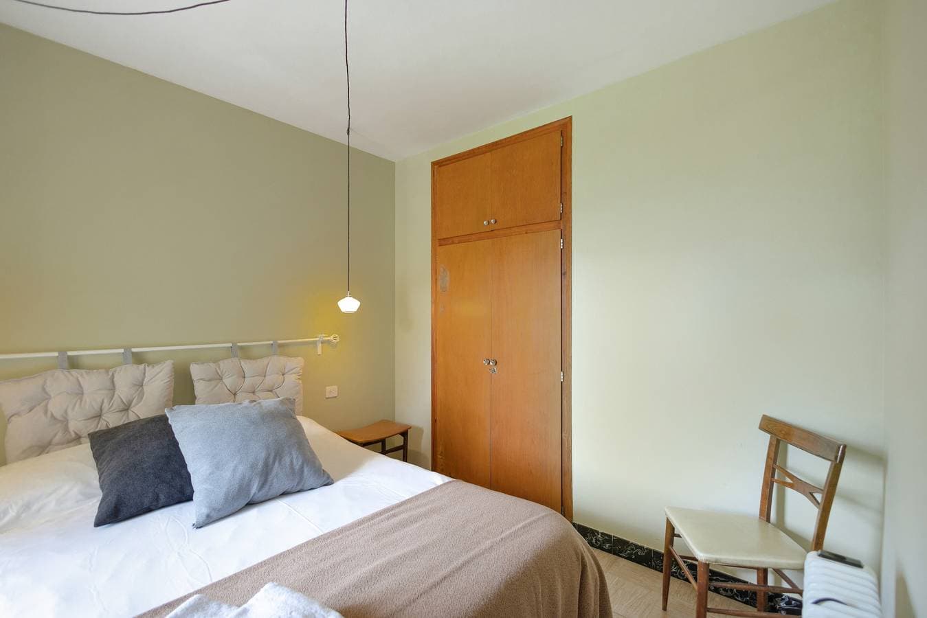 Foto 11 von 22: Ferienwohnung 'Vall' mit Bergblick, Gemeinschaftsgarten und Wi-Fi