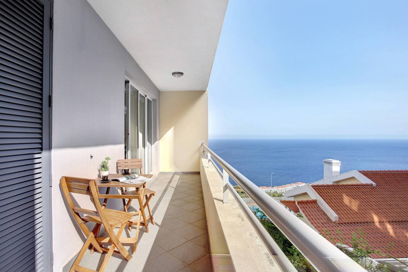 Foto 2 von 25: Ferienwohnung 'Fénix Garajau' mit Meerblick, Balkon und WLAN