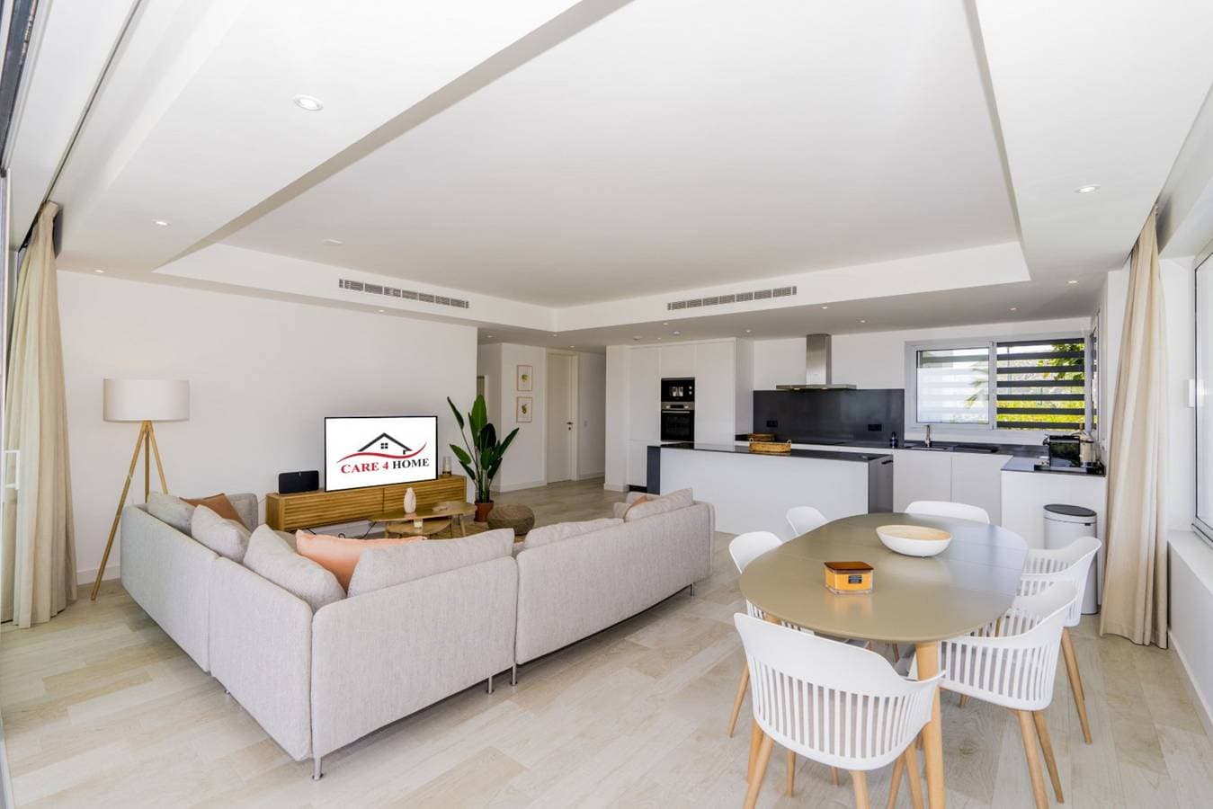 Foto 7 von 46: Stylish 3-Bed Apartment | Alcazaba Lagoon