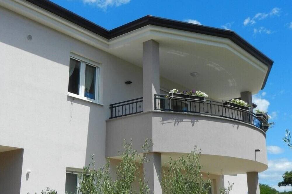 Foto 7 von 14: Standardzimmer Olivia mit eigenem Bad und Balkon