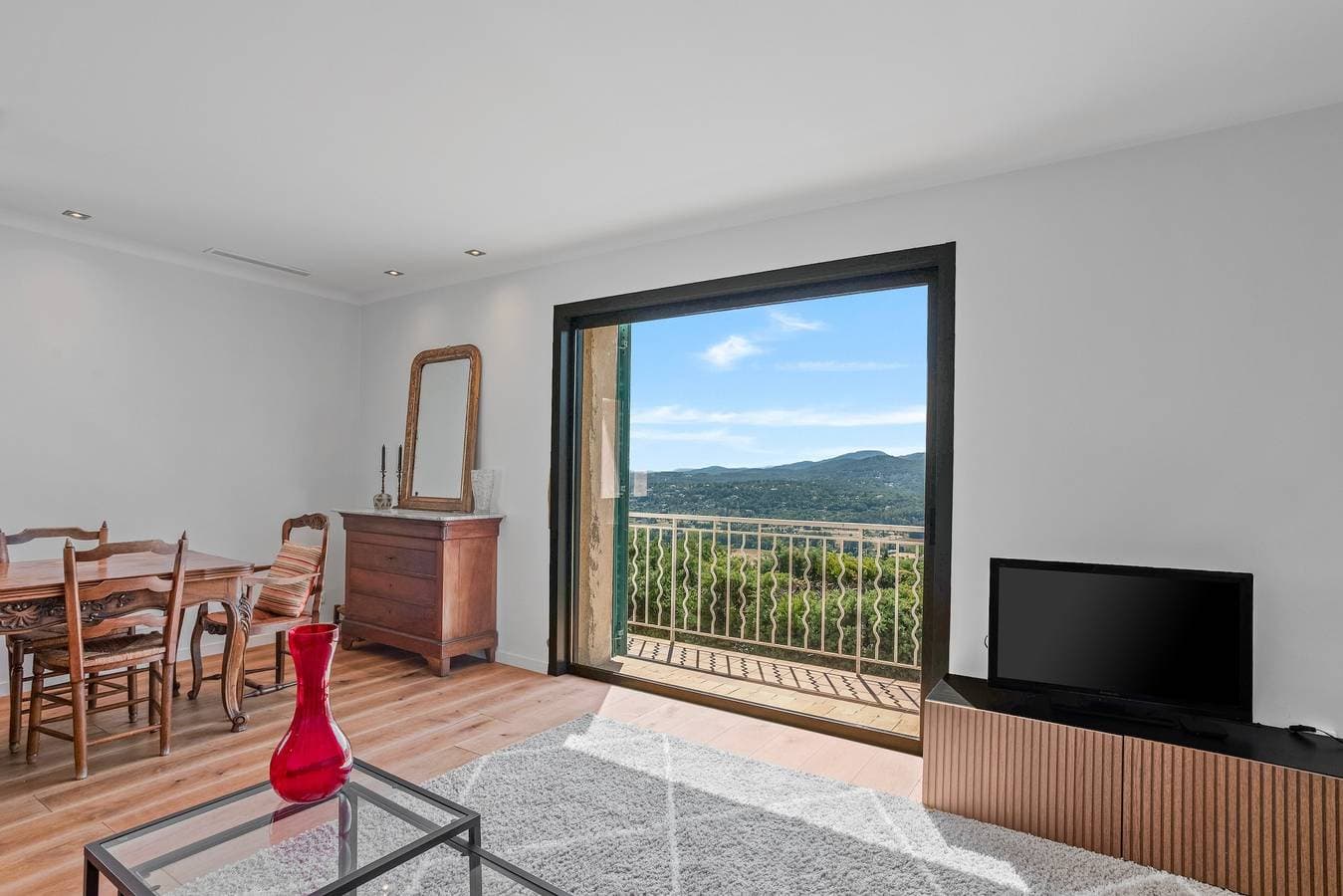 Foto 3 von 31: Les Oliviers de Lunéa – Villa mit Panoramablick in den Höhen von Fayence