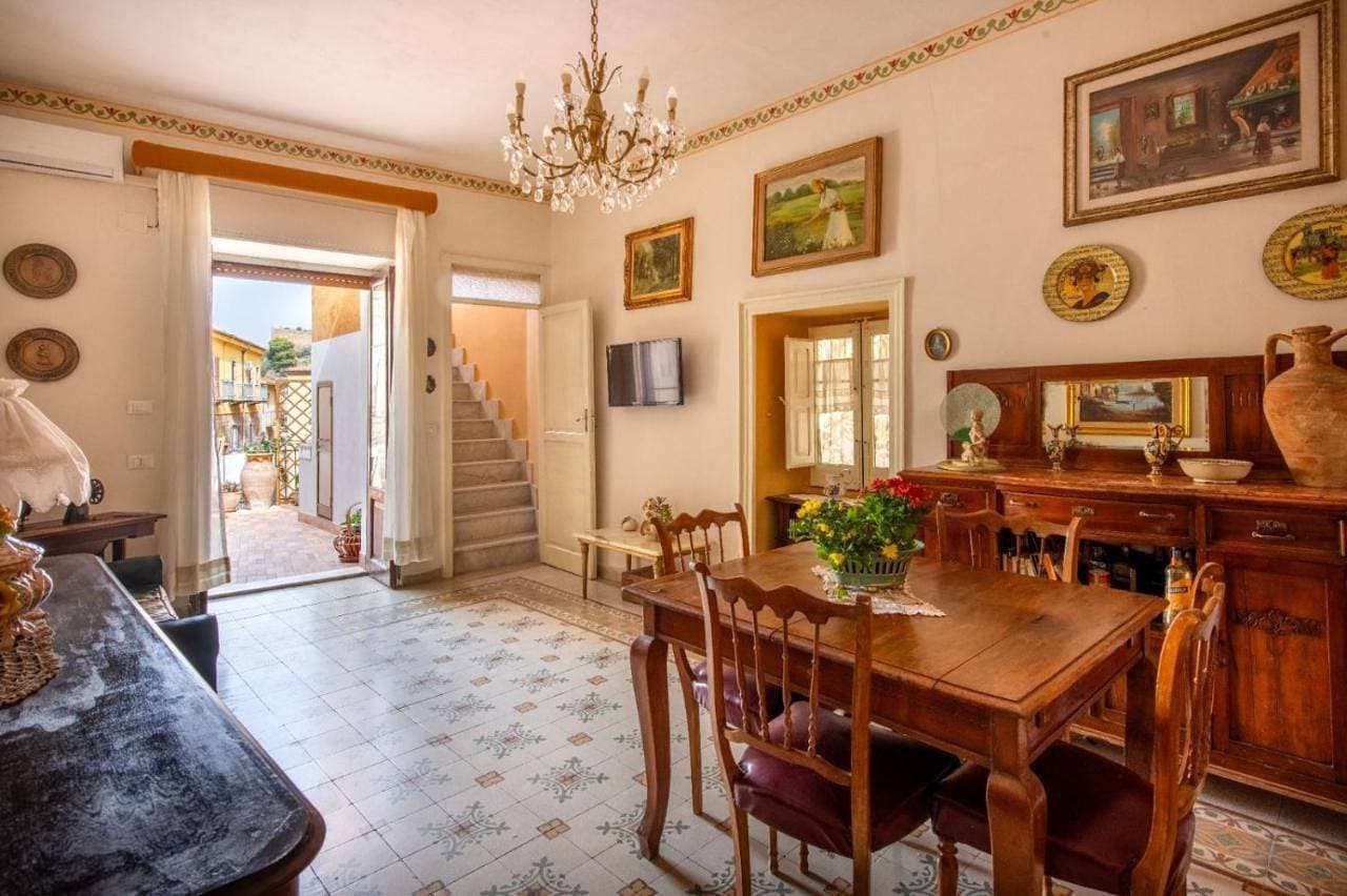 Bracco House 1