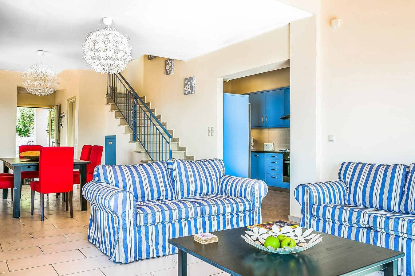 Foto 13 von 24: Villa für 6 Personen mit Terrasse