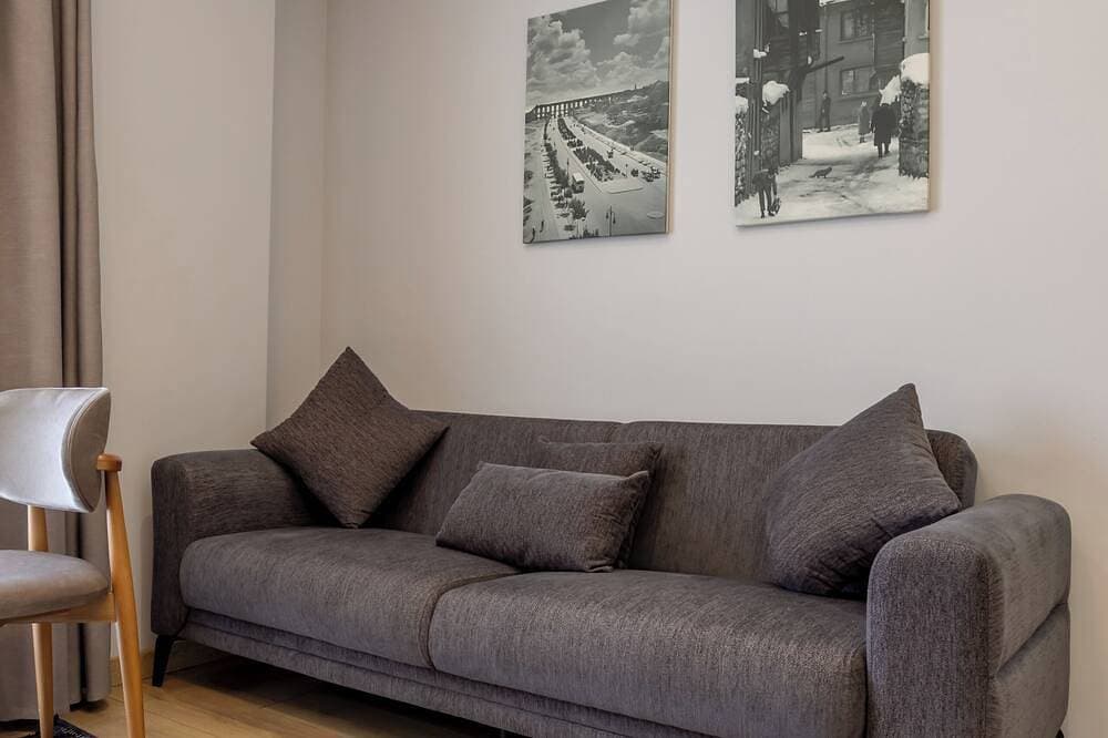 Foto 10 von 15: New Flat near Cevahir Mall, Şişli