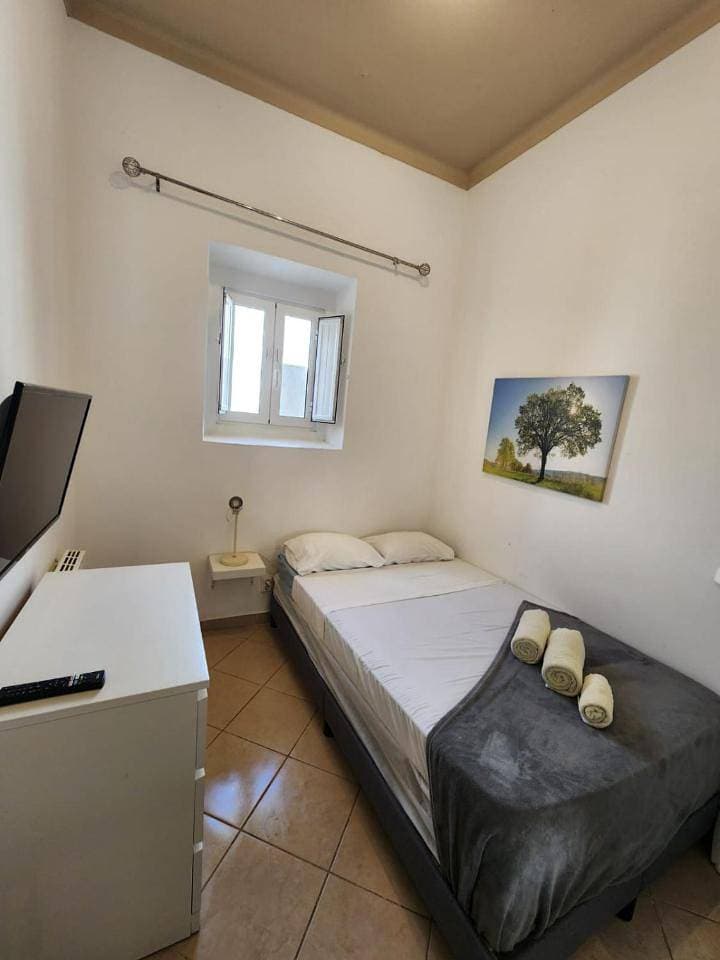 Foto 6 von 9: Small Double Room