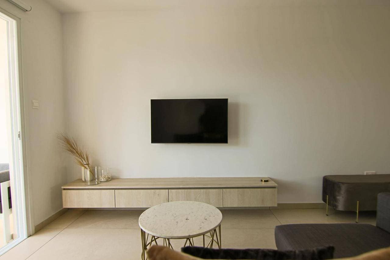 Phaedrus Living Seaview Flat Limnaria 154 1
