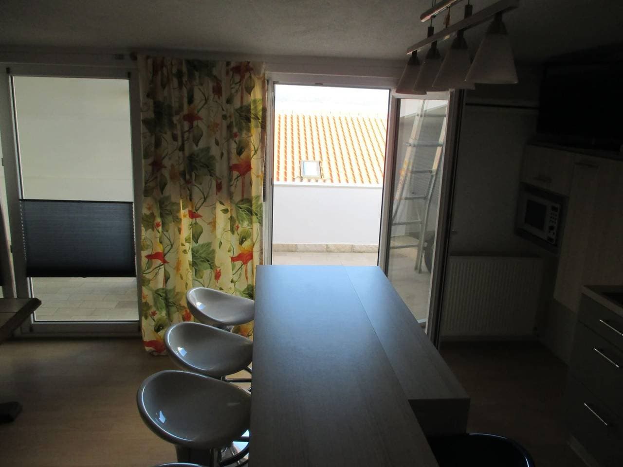 Foto 3 von 12: Double Room with Balcony 1