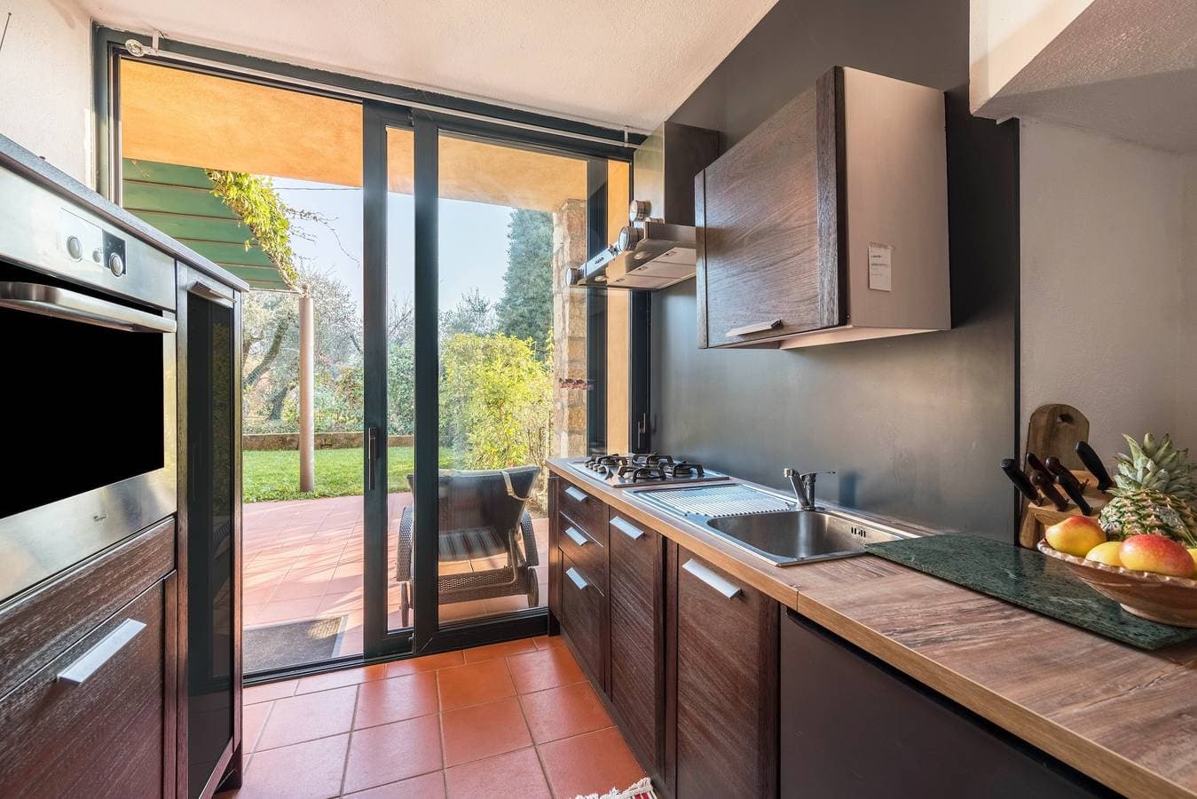 Foto 3 von 30: Gemütliche Ferienwohnung "Gardasee Castion" mit Garten, Gemeinschaftspool, Klimaanlage und WLAN