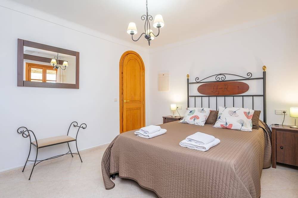 Foto 4 von 30: Els Xiprers - Wunderschönes Landhaus mit privatem Pool und WLAN