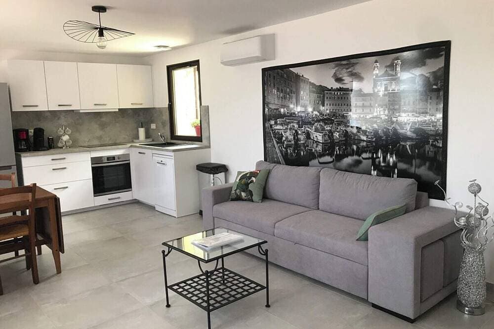 Foto 11 von 23: Nouveau en Balagne ! Logement 6 Pers. Clim, Piscine/jacuzzi, Terrain Pétanque