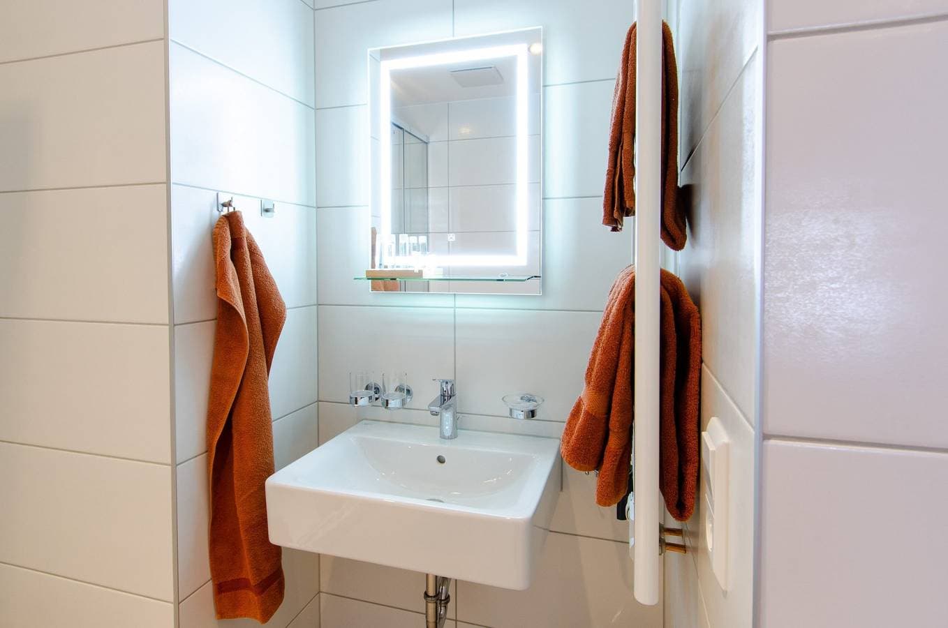 Foto 12 von 16: Doppelzimmer 6 mit Wi-Fi