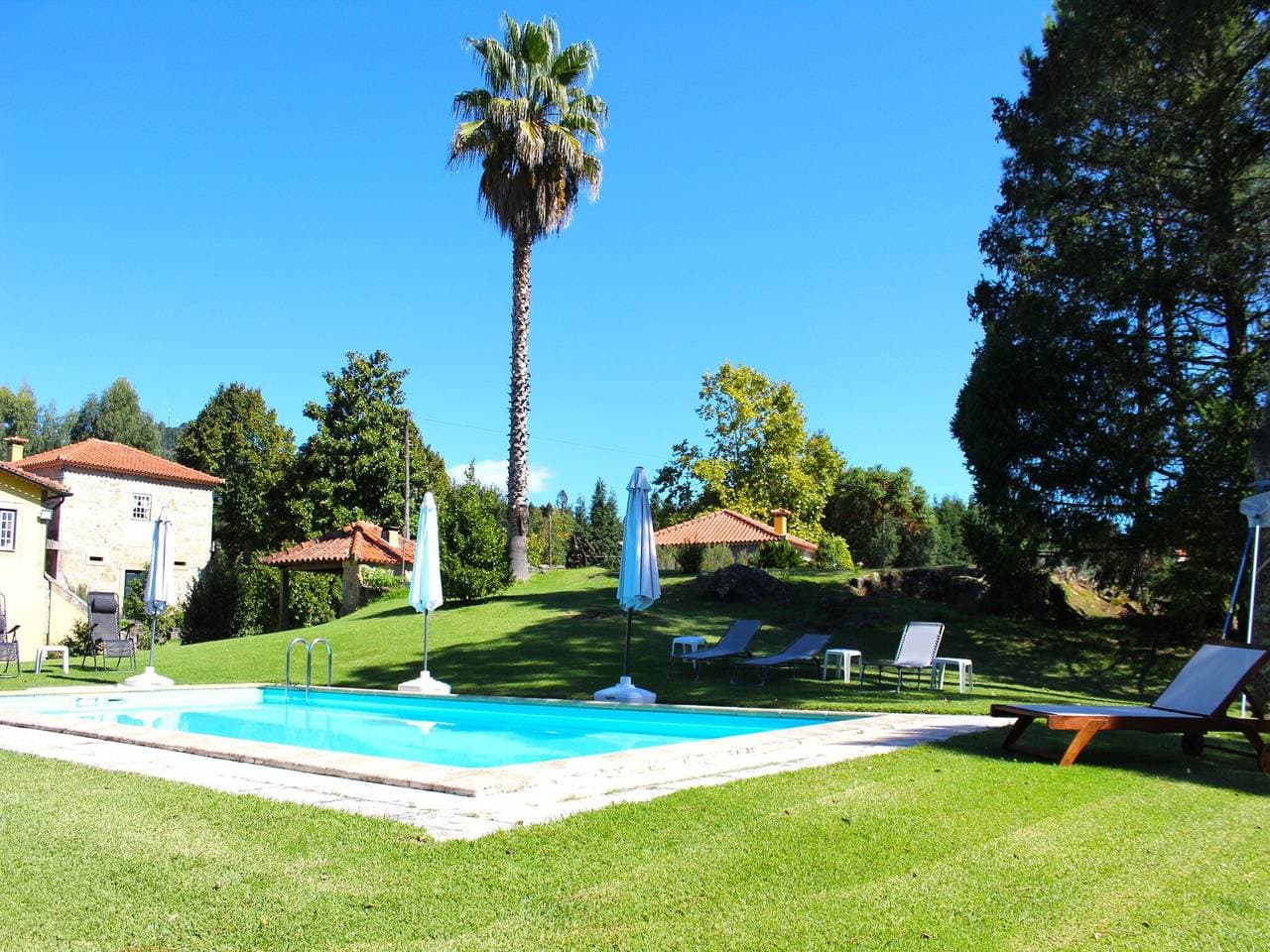 Santa Comba Gartenhaus 1