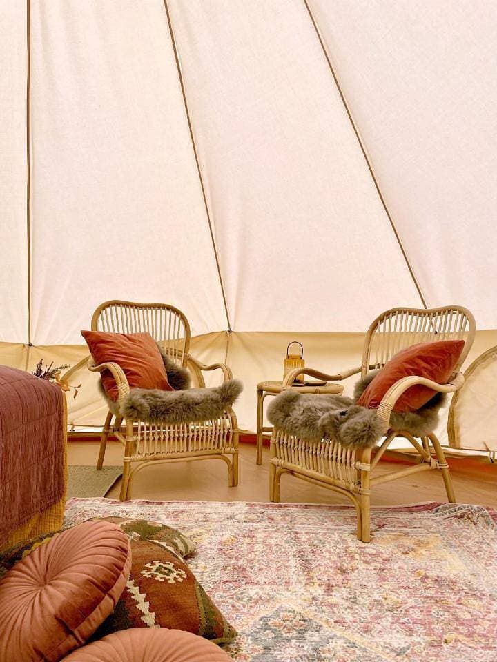 Foto 9 von 10: Tent