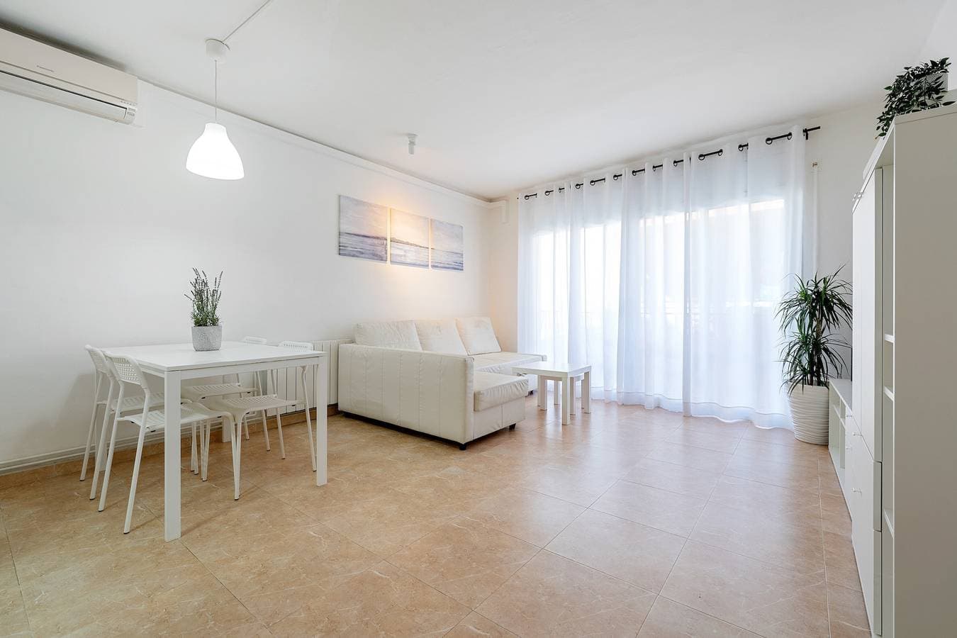 Foto 3 von 24: Ferienwohnung 'Center Beach Calafell' mit Balkon, WLAN und Klimaanlage
