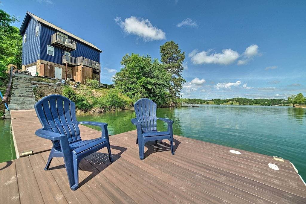 Foto 3 von 26: Neu! Douglas Lake Home w / Floating Dock & Gasgrill