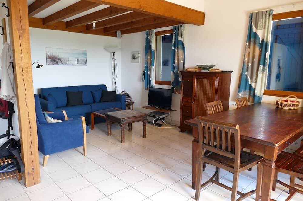 Foto 8 von 19: Einfamilienhaus mit Pool, Kinderclub in der Wohnanlage