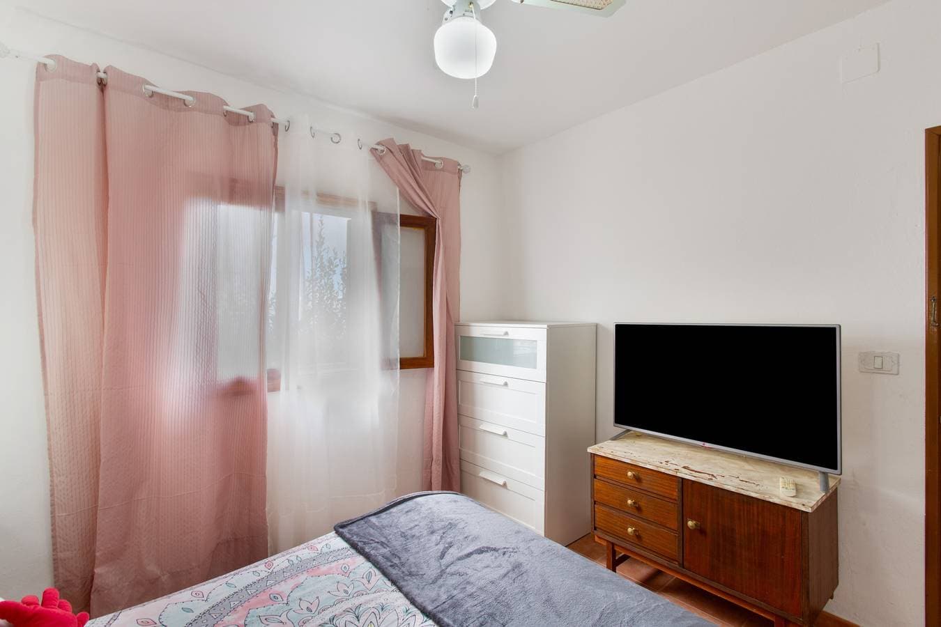 Foto 13 von 25: Ferienvilla 'Alejo' mit Meerblick, privater Terrasse und eigenem Garten