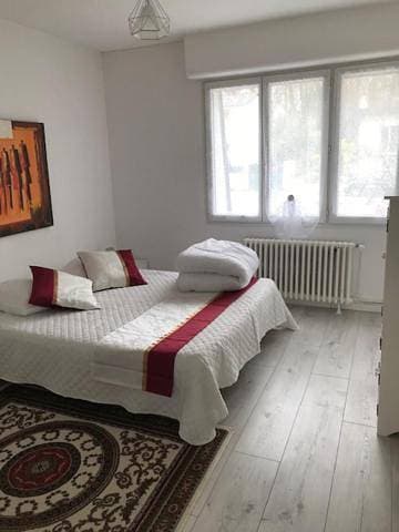 Foto 4 von 16: Two-Bedroom Apartment
