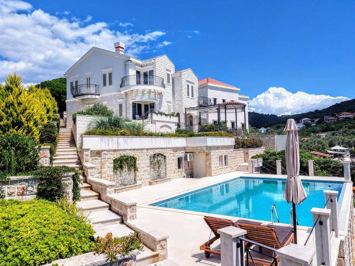 Villa Divari Mirista 1
