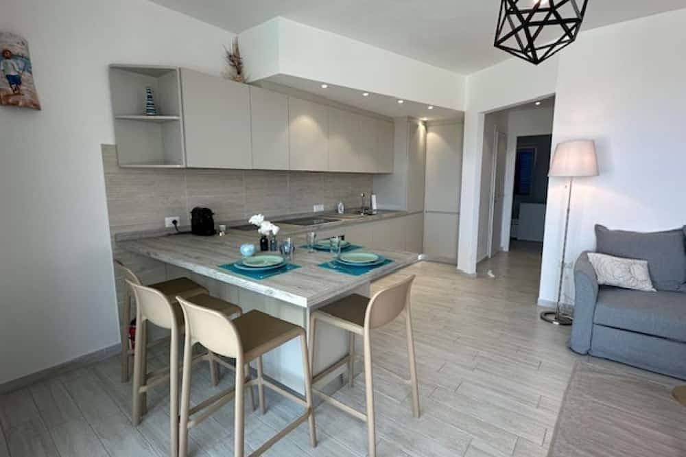 Foto 9 von 18: Villa Tramonto : Wohnung im Erdgeschoss mit direktem Meerblick