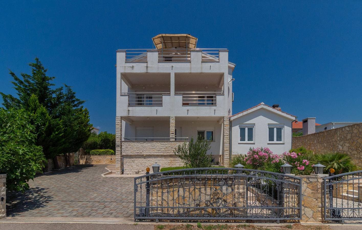 Foto 2 von 19: Gemütliches Apartment in Novigrad: In der Nähe der Küste und des Stadtzentrums mit kostenlosen Parkplätzen