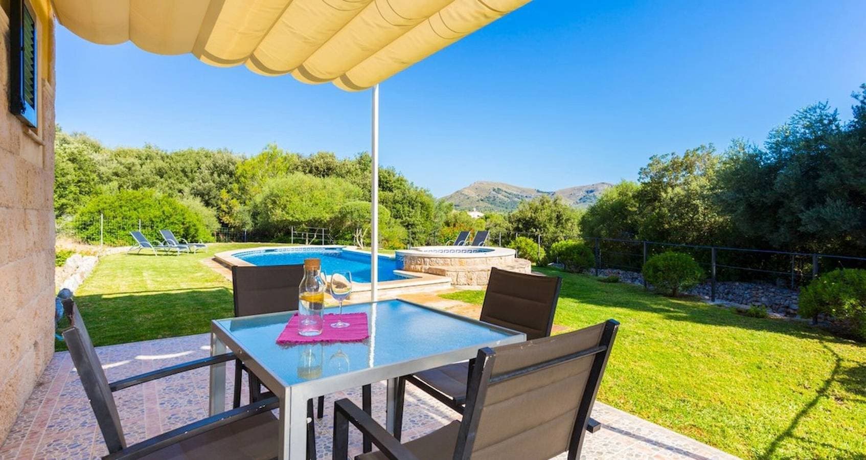 Foto 5 von 17: Finca 'Es Puchet' mit Bergblick, privatem Pool und WLAN