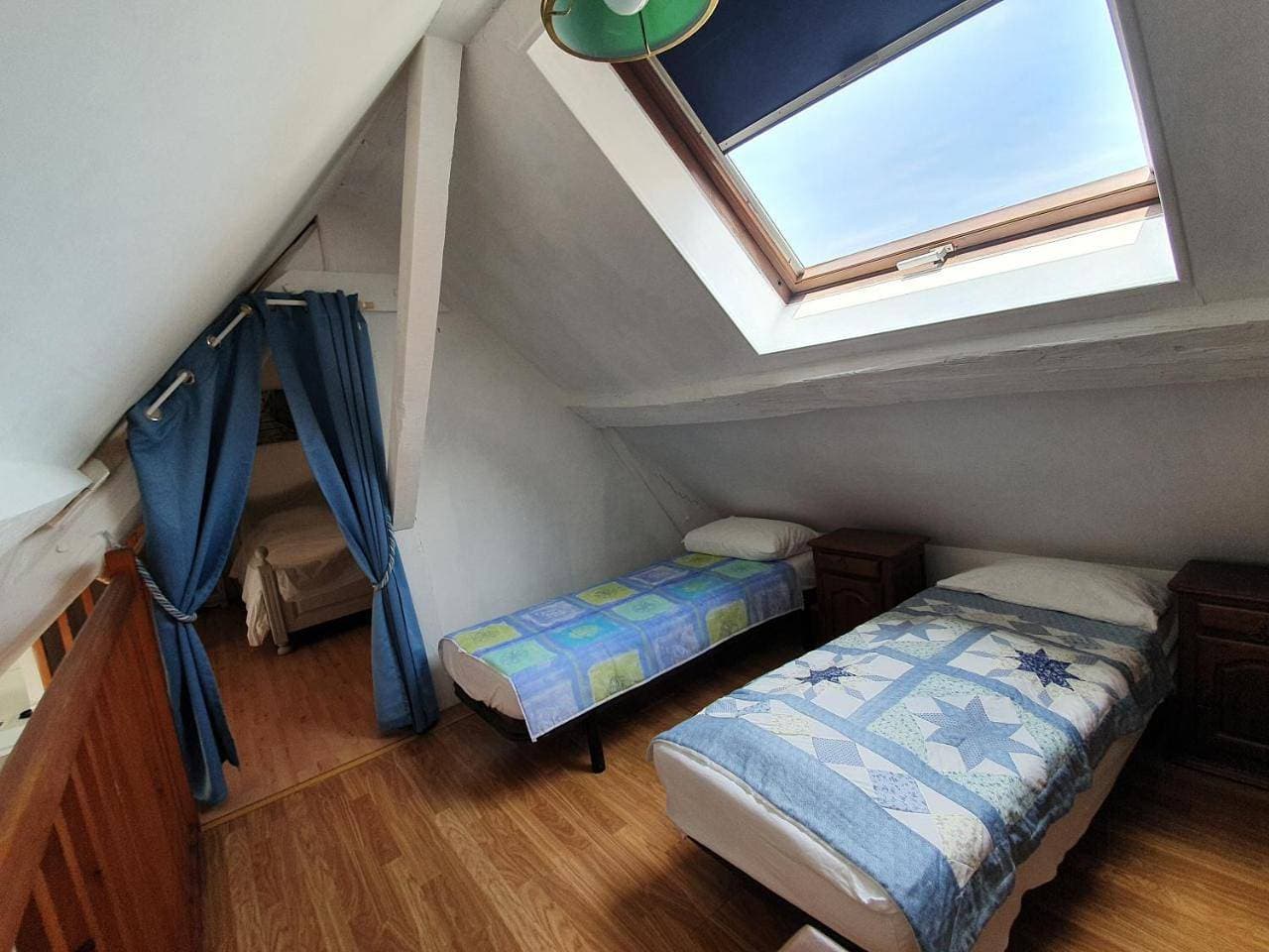 Foto 7 von 34: Two-Bedroom Apartment