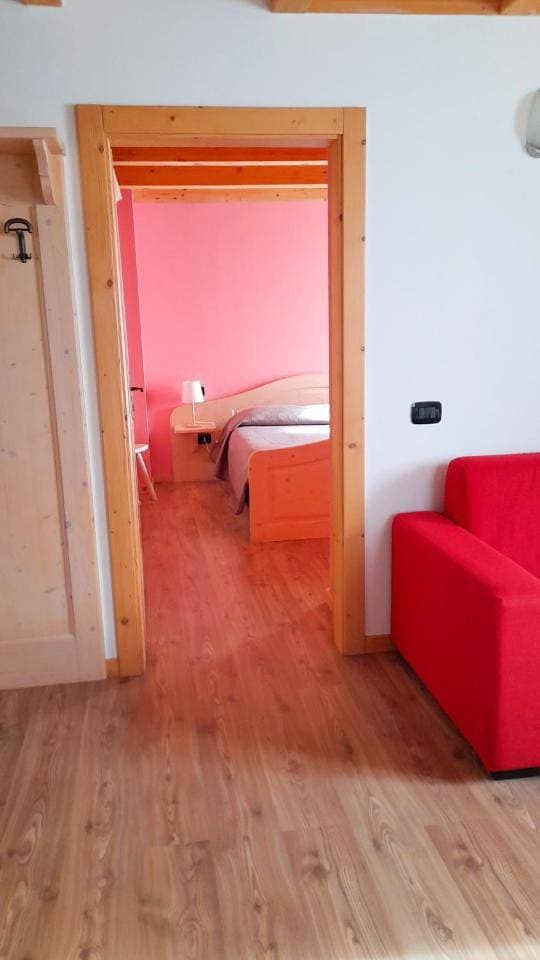 Foto 12 von 42: Three-Bedroom House