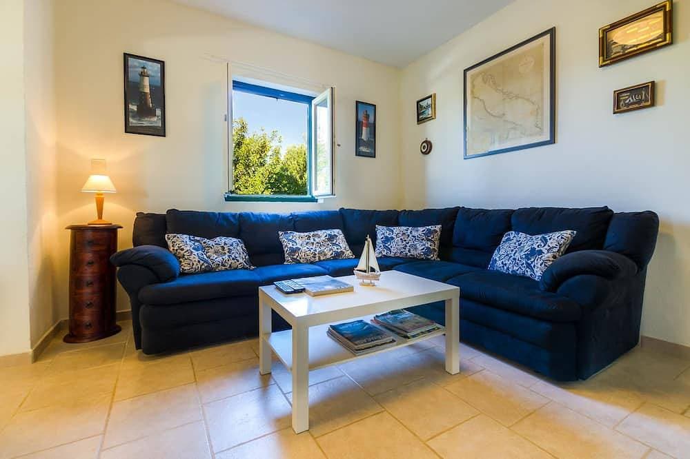 Foto 11 von 30: Villa Voga - House with Private Pool  Close to Beaches and Other Amenities